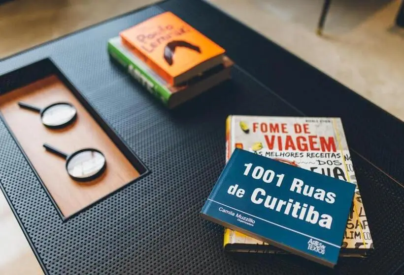Perhehuone, Intercity Curitiba Centro Civico