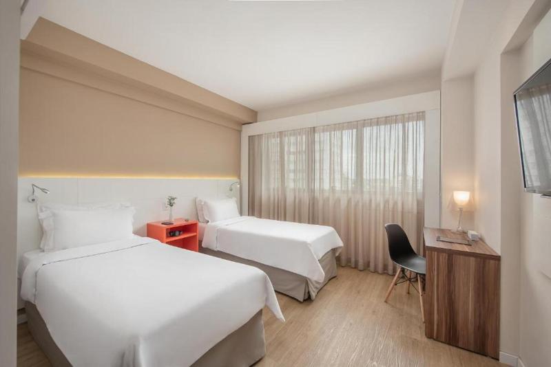 スタンダードルーム, Intercity Curitiba Centro Civico