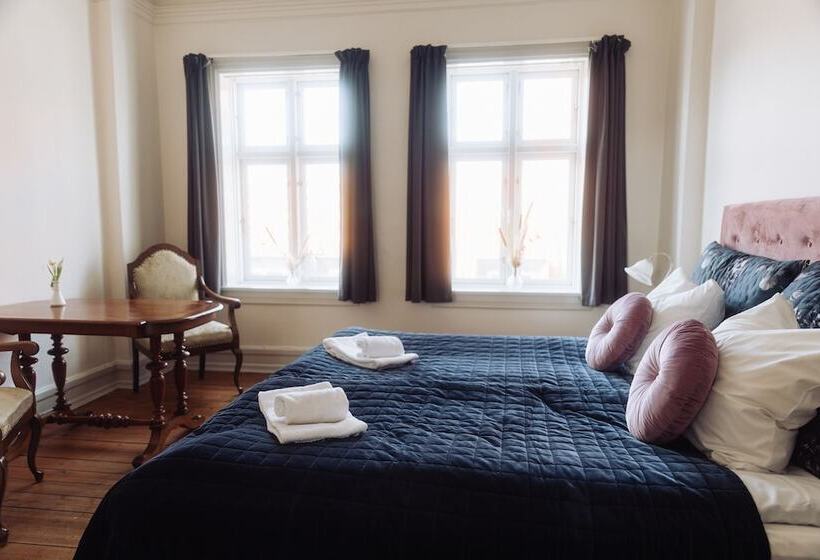 חדר סטנדרט, Lidenlund