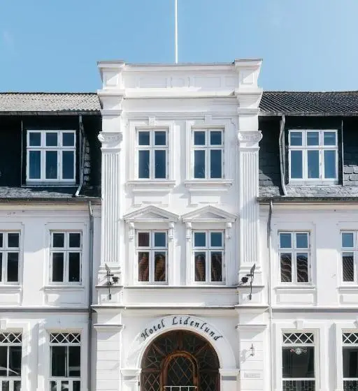 Perhehuone, Lidenlund