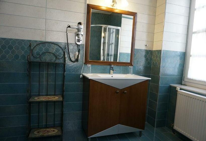 Номер Deluxe, Nostos