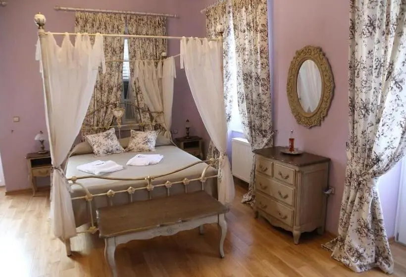Suite Classique, Nostos