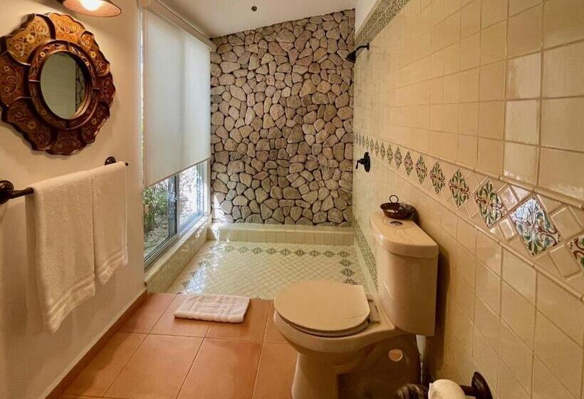 标准间, Rancho Las Cruces