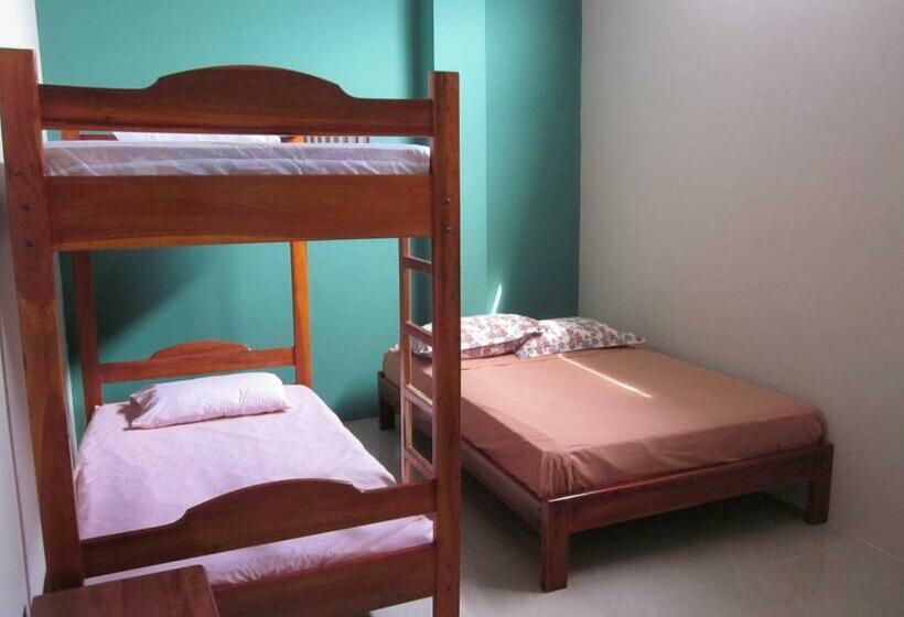 غرفة عائلية, Susibon