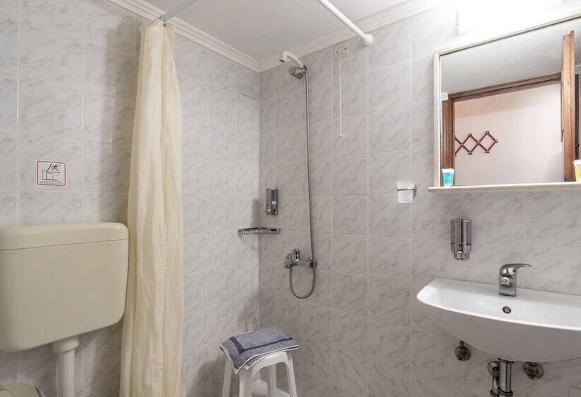 标准间带阳台, Tilemachos Rooms & Studios
