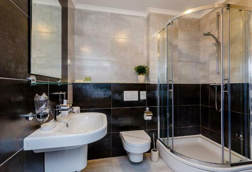 إستوديو قياسى, Villa Flores Studio Apartment