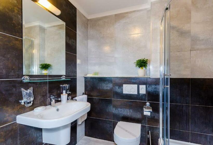 إستوديو قياسى, Villa Flores Studio Apartment