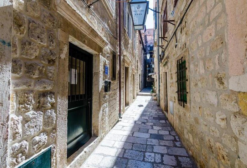 إستوديو قياسى, Villa Flores Studio Apartment