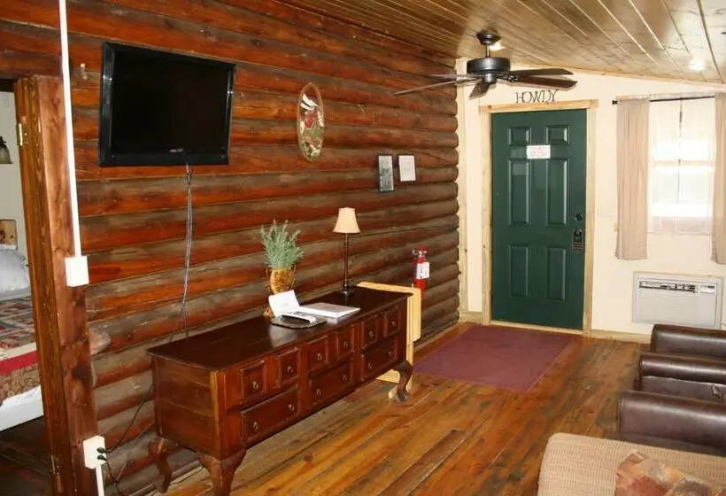 سوییت با چشم‌انداز کوه, Wapiti Lodge