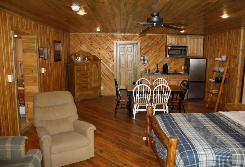 سوییت لوکس, Wapiti Lodge
