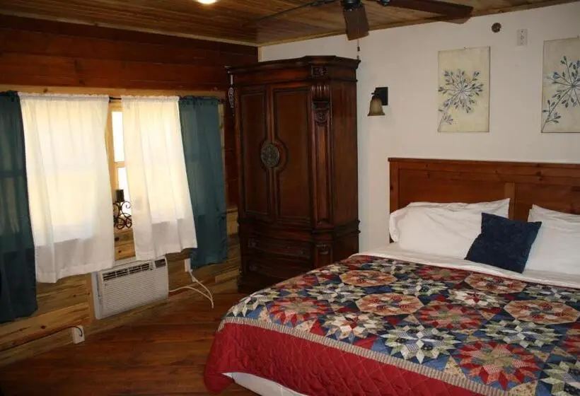 سوییت سوپریور, Wapiti Lodge