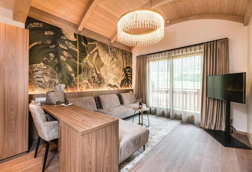 סוויטה עם מרפסת, Weingarten