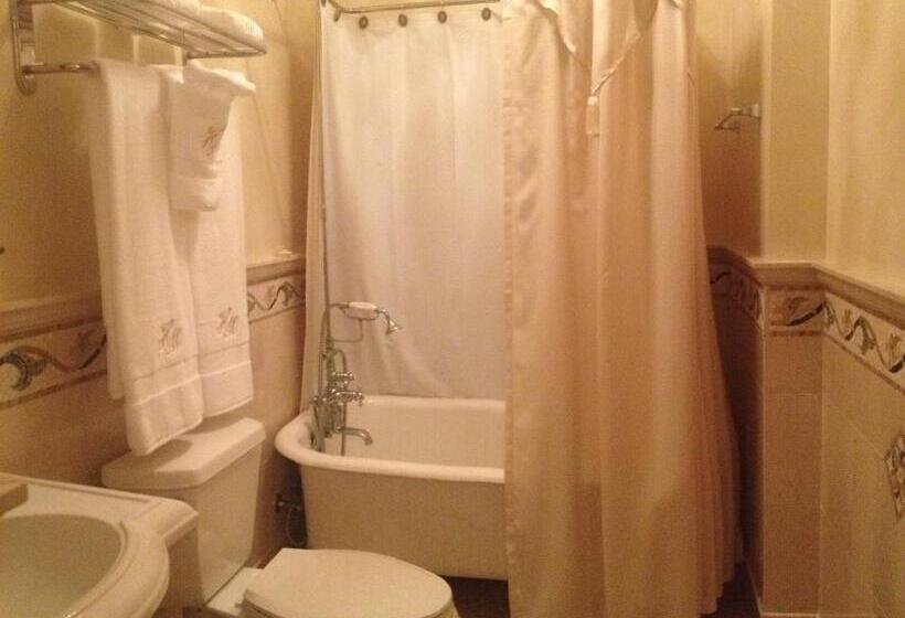 חדר סטנדרט, The Hotel Magnolia