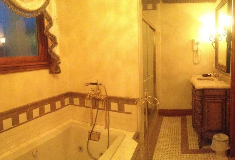 Номер Стандарт с Гидромассажем, The Hotel Magnolia