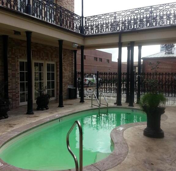 סוויטה נשיאותית, The Hotel Magnolia