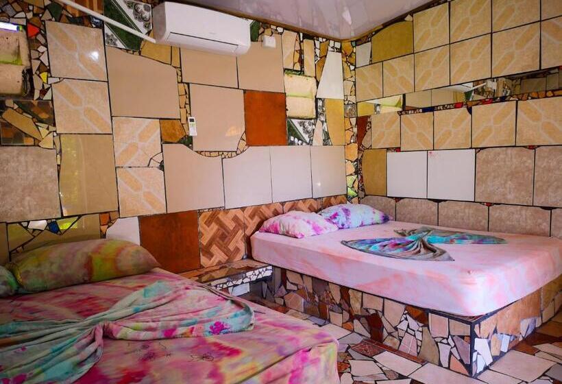 غرفة قياسية, Rocking J's