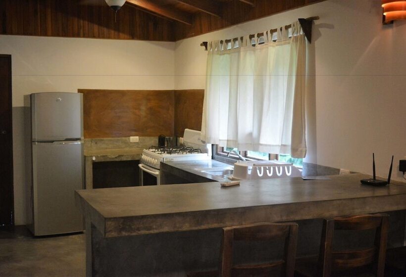 בית, 2 חדרי שינה, Indigo Yoga Surf Resort