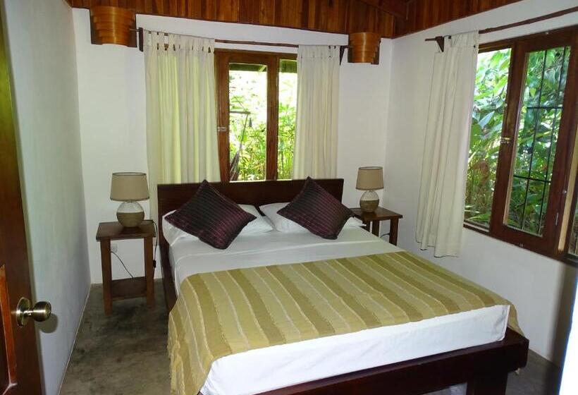 Дом 2 Спальни, Indigo Yoga Surf Resort