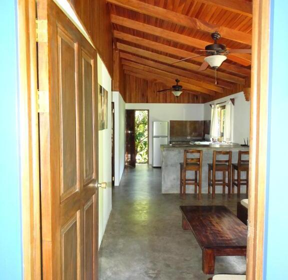 בית, 2 חדרי שינה, Indigo Yoga Surf Resort