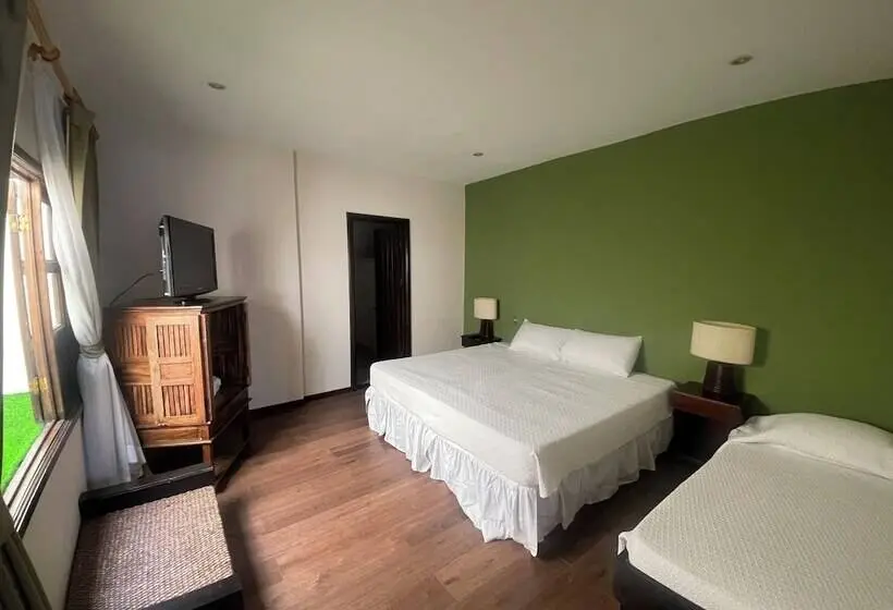 اتاق استاندارد سه نفره, 1915 Inn & Suites
