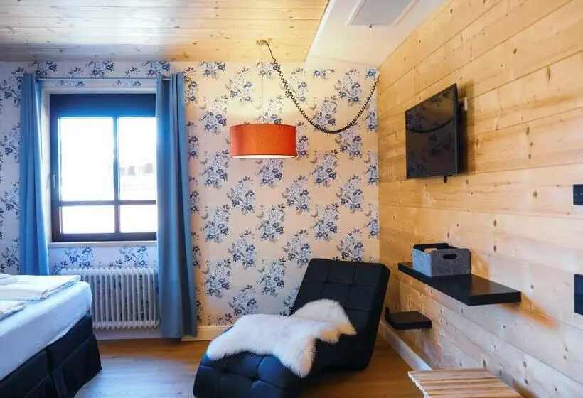 Deluxe-huone King-vuode, Alpenliebe Design