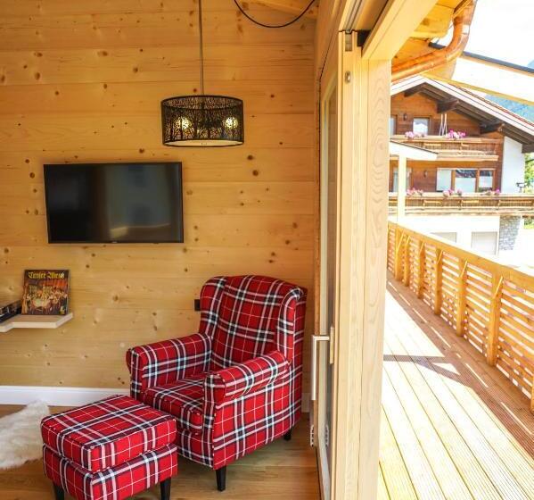 带大床的高级房间, Alpenliebe Design