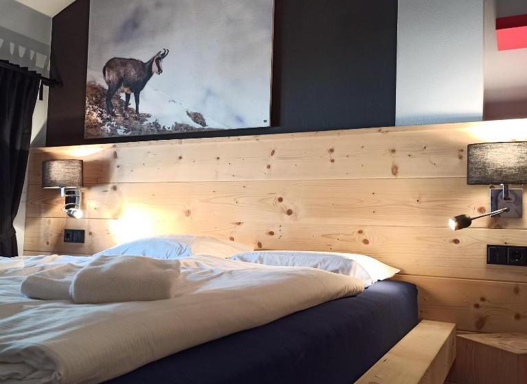 Quarto Estandar Cama Queen, Alpenliebe Design