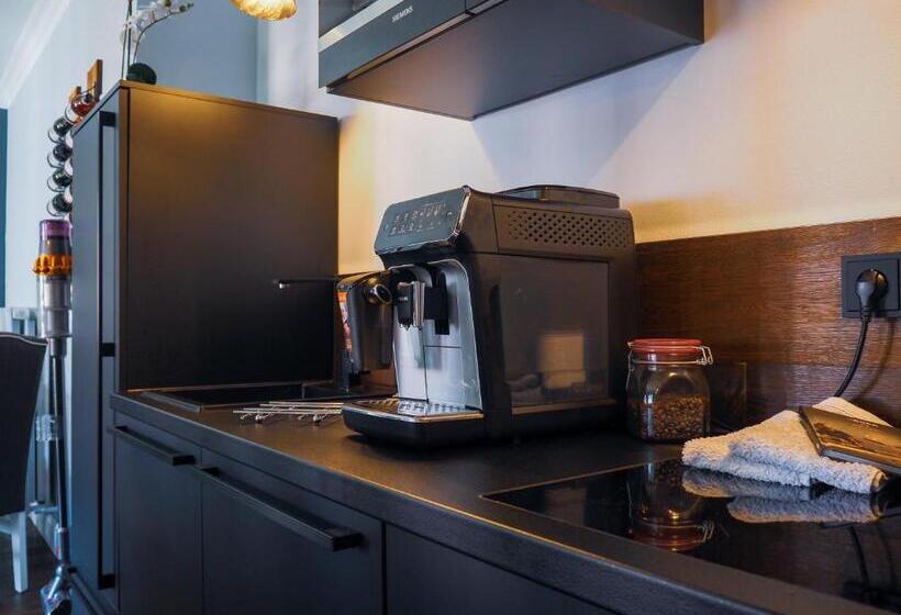 带大床的套房, Alpenliebe Design