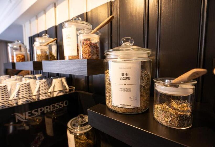 带大床的套房, Alpenliebe Design