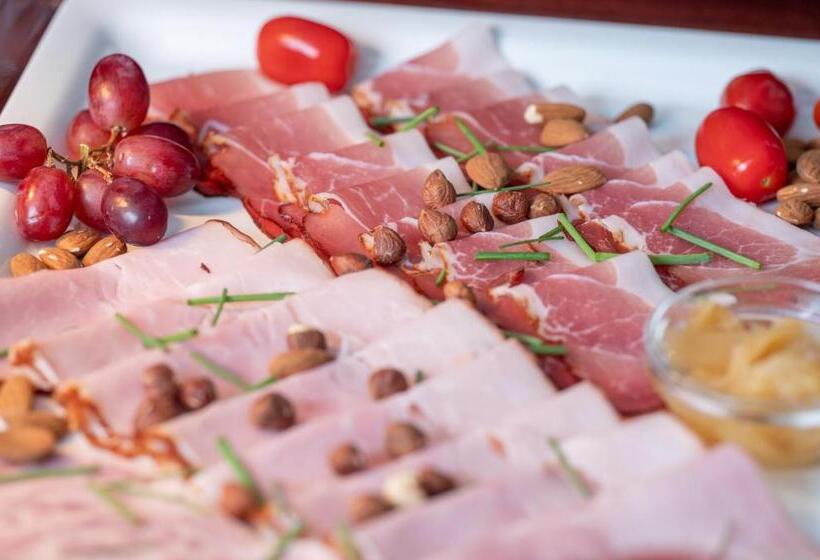 جناح غرفتين نوم, Alpenliebe Design