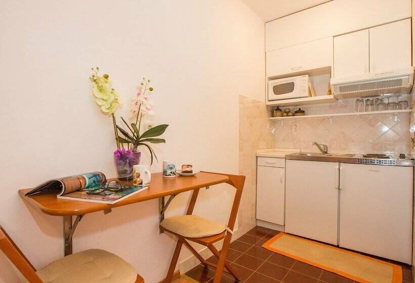 Студия Стандарт Вид на Море, Studio Apartment Andrijana