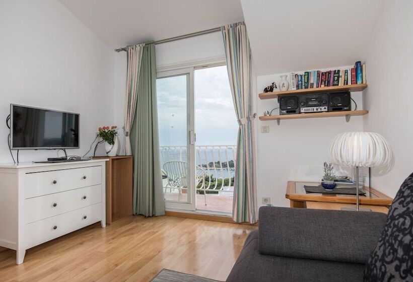 Апартаменты Deluxe 1 Спальня Вид на Море, Studio Apartment Andrijana