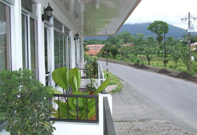 חדר סטנדרט, Arenal By Regina