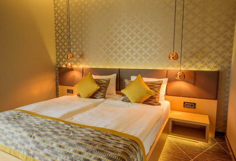 اتاق سوپریور, Avalon Resort & Spa