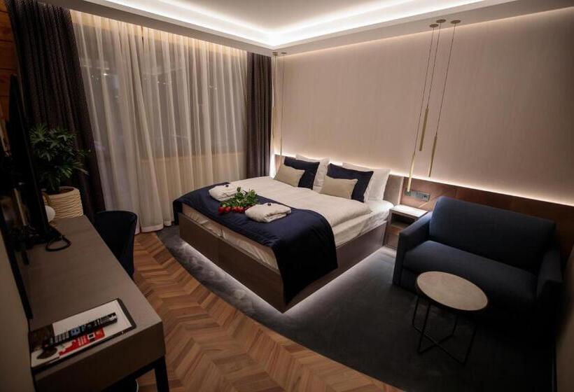 اتاق خانوادگی, Avalon Resort & Spa