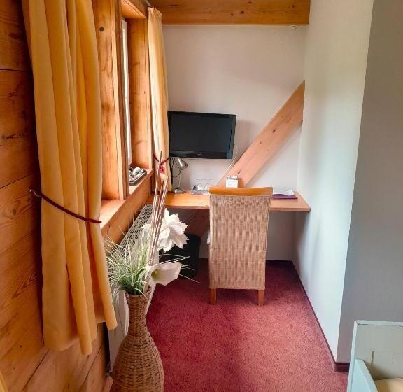 Apartamento Superior 1 Dormitório, Gästehaus Krone