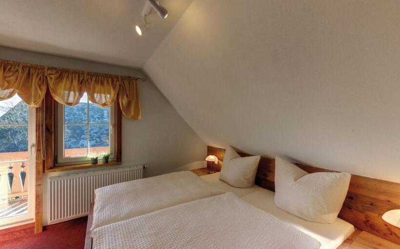 Quarto Estandar, Gästehaus Krone