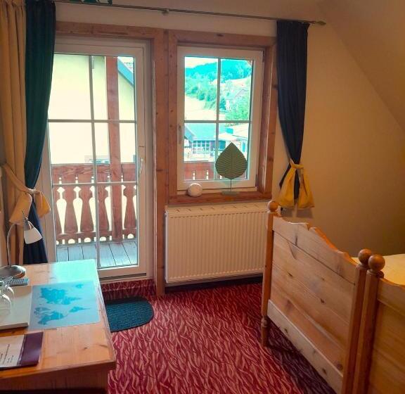 Quarto Estandar Vista Jardim, Gästehaus Krone