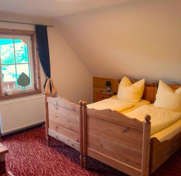 Quarto Estandar Vista Jardim, Gästehaus Krone