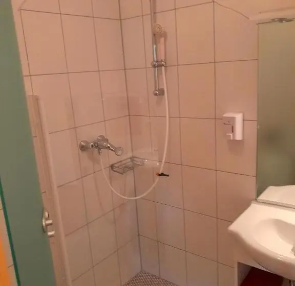 スタンダードシングルルーム, Gästehaus Krone
