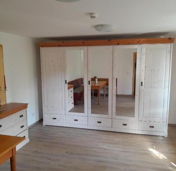 Apartamento Superior 2 Dormitórios, Gästehaus Krone