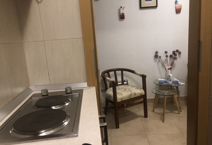 스탠다드 트리플 룸, Guest House Dijana