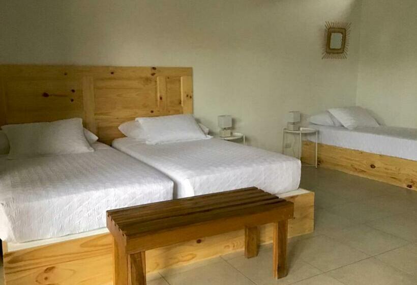 חדר דלוקס, Indalo Adults Only