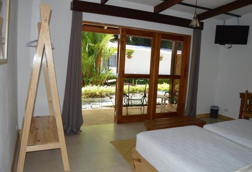 Quarto Deluxe, Indalo Adults Only