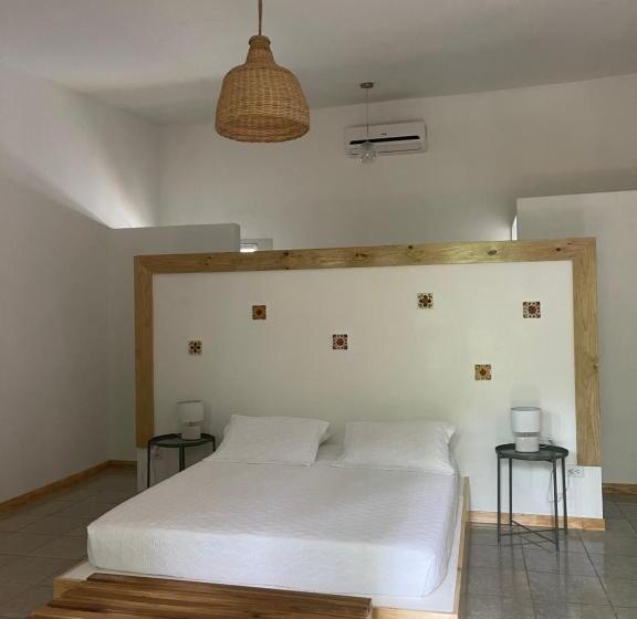 Quarto Superior, Indalo Adults Only