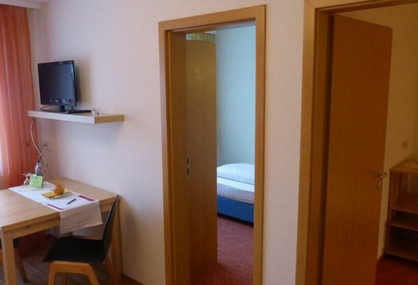 Номер Стандарт Индивидуальный, Köhlers Krone