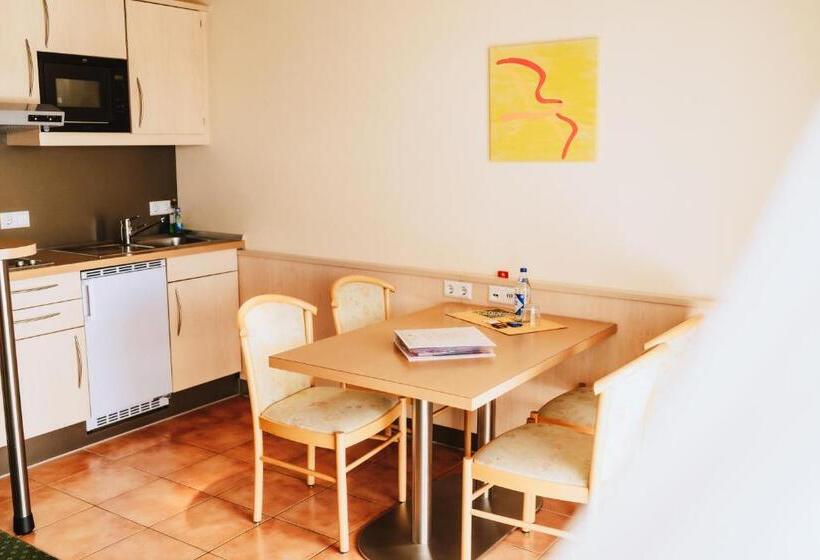 Апартаменты 2 Спальни, Köhlers Krone