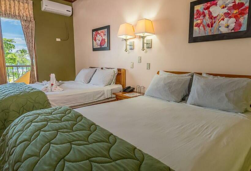 غرفة قياسية مطلّة علي البحر, Manuel Antonio