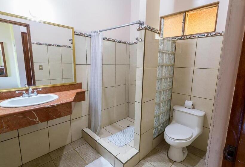 غرفة قياسية مطلّة علي الحديقة, Manuel Antonio