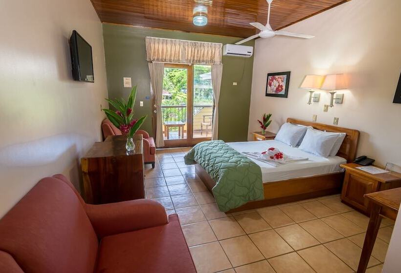 غرفة قياسية مطلّة علي البحر, Manuel Antonio